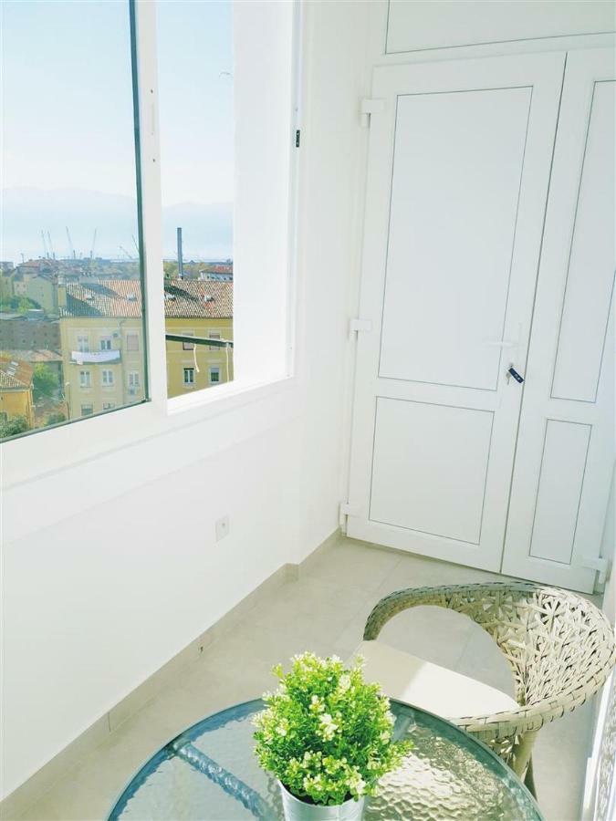 Apartment Alba ริเยกา ภายนอก รูปภาพ